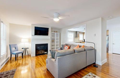 Historic District House | Town of Lewes - 138 Washington Ave, Unit A
