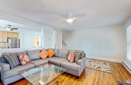 Historic District House | Town of Lewes - 138 Washington Ave, Unit A