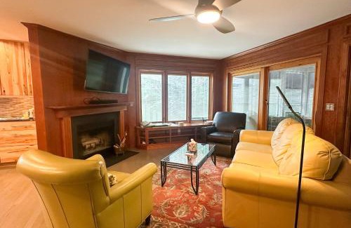 Historic District House | Town of Lewes - 138 Washington Ave, Unit B