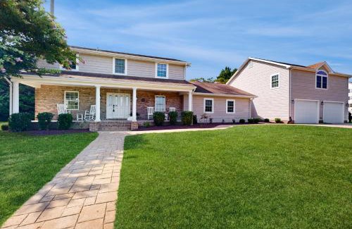Rehoboth Beach House | Town of Rehoboth Beach - 20389 Bay Vista Rd