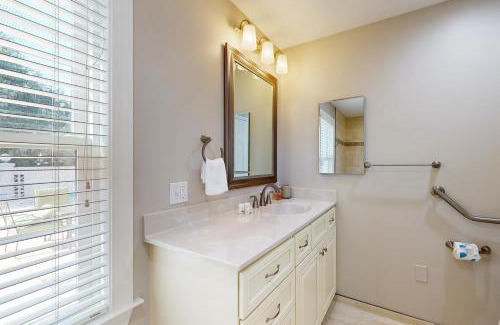Rehoboth Beach House | Town of Rehoboth Beach - 20389 Bay Vista Rd