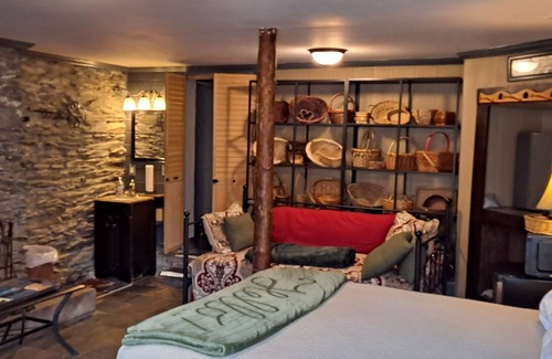 Harpers Ferry Hotel | Town's Inn