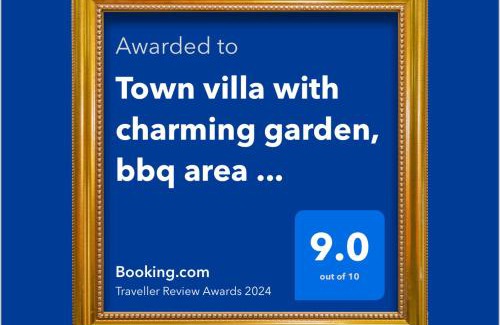 Cashel House | Town villa with charming garden, bbq area & Sleeps 6