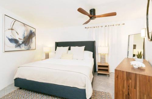 Estate Enighed Apartment | Town Walk, Beach Steps, Sea View