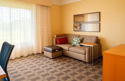 Hattiesburg Hotel | TownePlace Suites by Marriott Hattiesburg