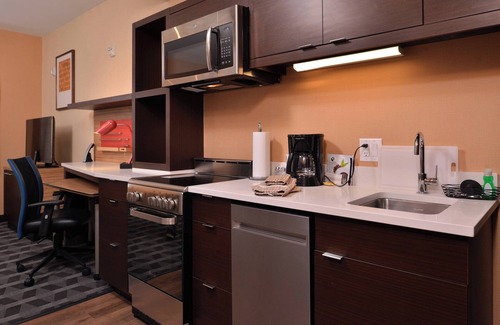 Chesterfield Hotel | TownePlace Suites by Marriott St. Louis Chesterfield