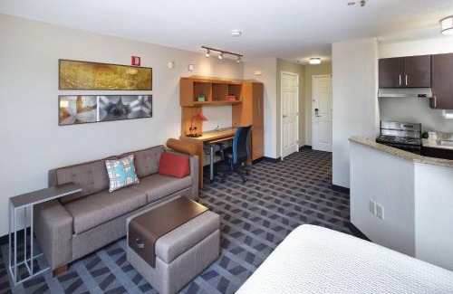 Casas Adobes Hotel | TownePlace Suites Tucson