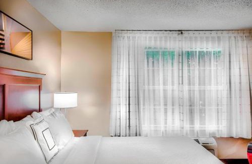 Linthicum Heights Hotel | TownePlace Suites by Marriott Baltimore BWI Airport