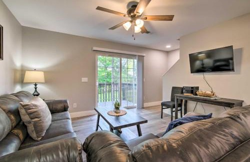 Kimberling City House | Townhome 1-Min Walk to Lake and Close to SDC!