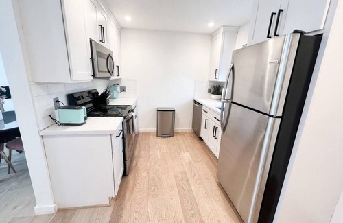 Northeast Virginia Beach House | TownHome 3blks Boardwalk