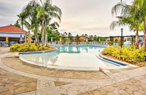 Kissimmee House | Townhome 7 Mi to Disney Parks Resort Pool Access!