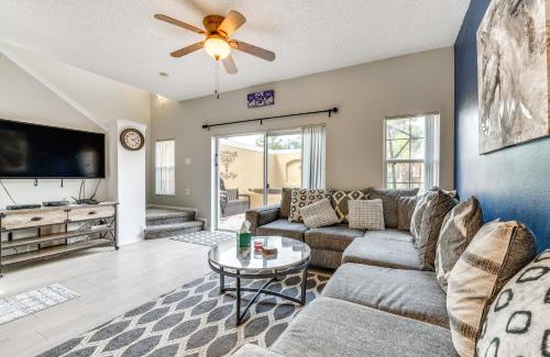 Kissimmee House | Townhome 7 Mi to Disney Parks Resort Pool Access!