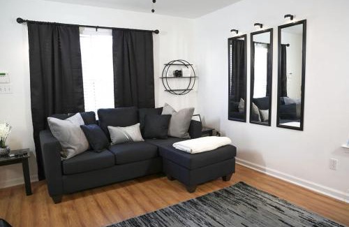 Tallahassee House | TownHome Serenity