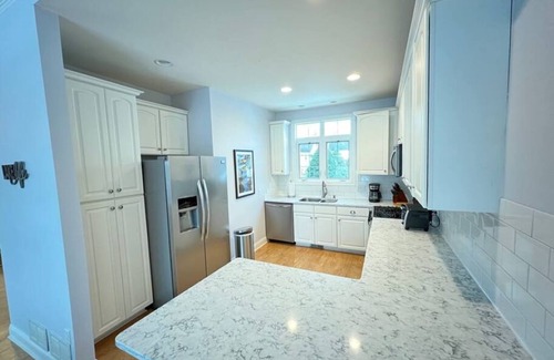 Douglas House | Townhome steps from downtown Douglas!