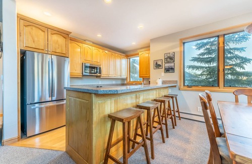 Mountain House House | Townhome w/Private Hot Tub & Deck with Slope Views & Short Walk to Lifts!