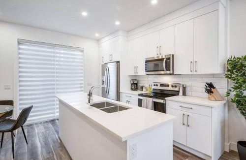 Bridgeland House | Townhome with Free Parking, Near Downtown