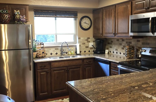 Four O'Clock House | Townhome with Garage Within Walking Distance to Ski-lifts and Downtown