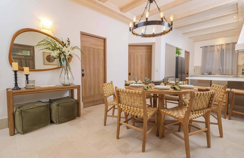 Parras de la Fuente Villa | Townhouse 2BR Pueblo Parvada