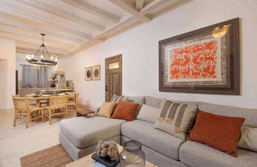 Parras de la Fuente Villa | Townhouse 2BR Pueblo Parvada