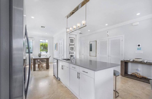 Palm Cay House | Townhouse 60 steps to the beach - Tennis - Pickleball - Sandpiper