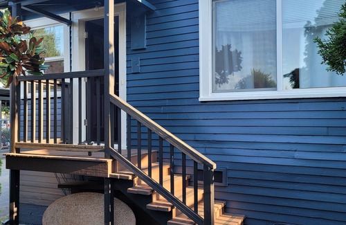 Central District House | Townhouse at Downtown, Seattle University, Swedish