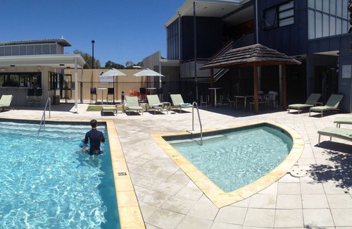 Preston Beach House | Townhouse at Footprints Resort Preston beach