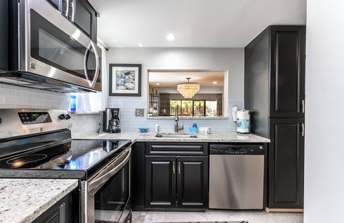 Palm Beach Shores House | Townhouse at Palm Beach Shores Azul