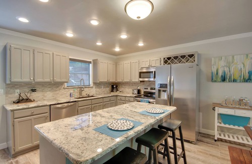 Eucha House | Townhouse at the Mouth of Drowning Creek!