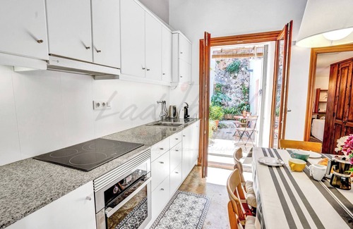 Denia Old Town Ski Chalet | Townhouse below Denia Castle