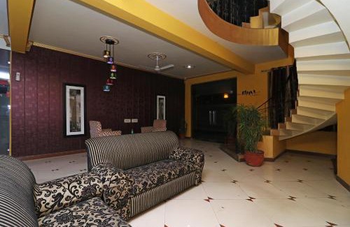 Udyog Vihar Hotel | Townhouse Cyber City Metro Station Formerly Maruti Udyog