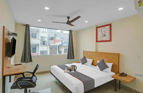 Delhi Hotel | Townhouse Family In
