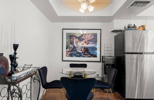 Paradise Valley Village House | Townhouse in the heart of Phoenix