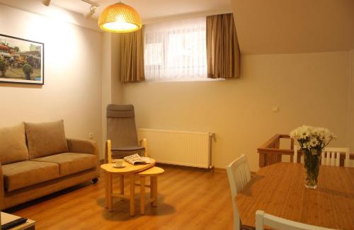 Celiktepe Mahallesi Apartment | TownHouse Istanbul