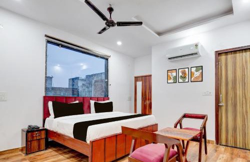 Delhi Hotel | Townhouse Jhilmil Metro Station Formerly Legacy Residency