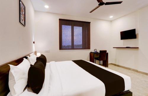 Toli Chowki Hotel | Townhouse OAK BHOOJA HOTELS