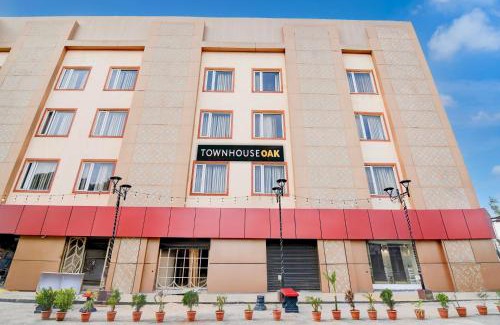 Bhubaneshwar Hotel | Townhouse OAK Nilay Residency