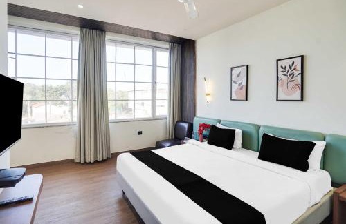 Pachmarhi Hotel | Townhouse Oak Pachamarhi Lake