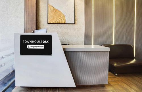 Pachmarhi Hotel | Townhouse Oak Pachamarhi Lake