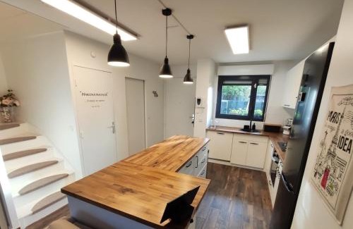 Colombes Villa | Townhouse with Garden