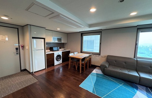 Dunsan-dong Hotel | Toyoko Inn Daejeon Government Complex