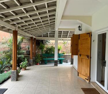 Antananarivo Avaradrano Villa | Très beau havre de paix !