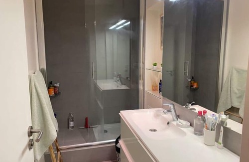 Belleville Apartment | Très bel Appart Ménilmontant