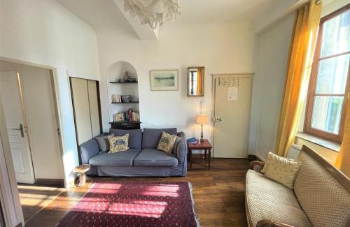 Faubourg Sud Apartment | Très bel appartement dijonnais place Wilson GUTEMBERT