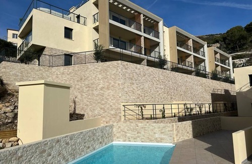 Eze Apartment | Très bel appartment 2 chambres avec piscine