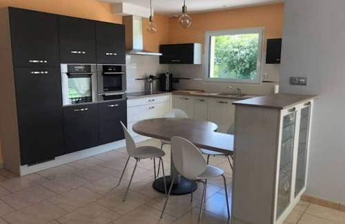 Telgruc-sur-Mer House | Très Belle Maison Avec spa , Petite vue mer