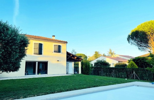 Castres House | Très Belle Maison Avec Piscine à 2 pas du Centre-ville de Castres