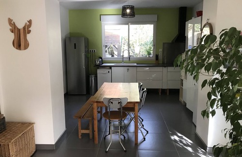 Les 3 Ponts House | Très Grand Mazet Rénové Avec Jacuzzi et Grand Jardin