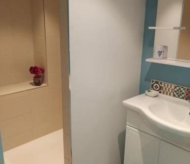 Saint-Malo Apartment | Très joli T2 indépendant 250 m2 jardin privatif