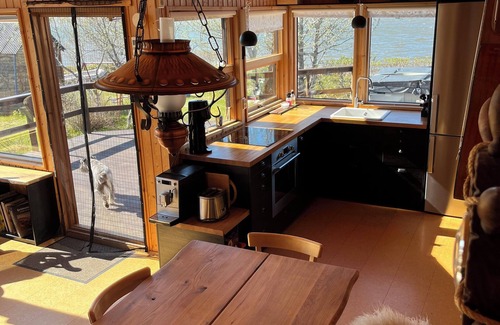 Selfoss Cottage | Tranquil 4-bedrooms in two cottages Near Golden Circle-10 sleeps with WiFi, AC