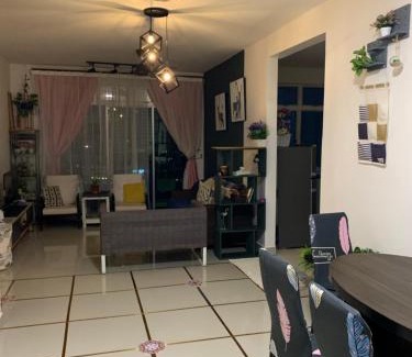 Bayan Lepas Apartment | TR Penang House for Large Family Getaways